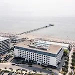 Aja 호텔