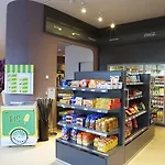 Aja 4*